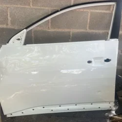 Puerta Delantera Izquierda Kia K3 2023 2024