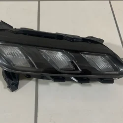 Faro Derecho Suzuky Gran Vitara 2024 2025 Detalle Leve