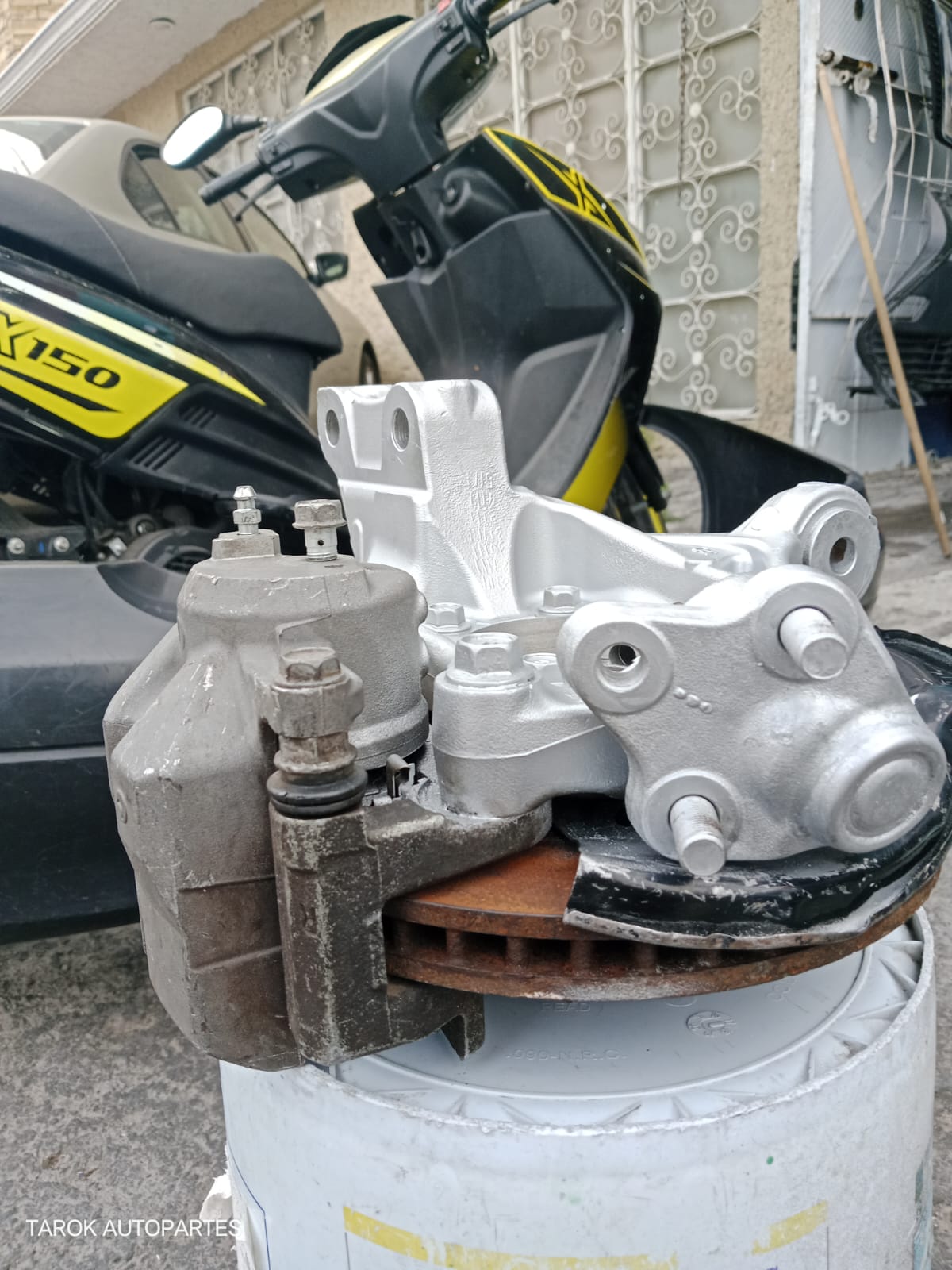 Mango delantero derecho Toyota Prius 2011-2015 - Imagen 4