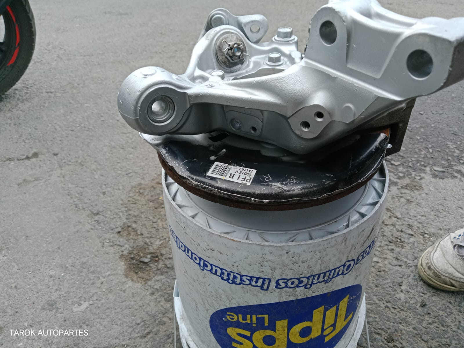 Mango delantero derecho Toyota Prius 2011-2015 - Imagen 7