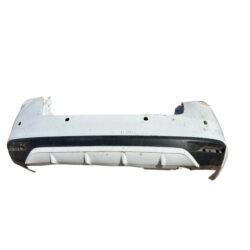 Facia trasera Nissan versa 2020-2024