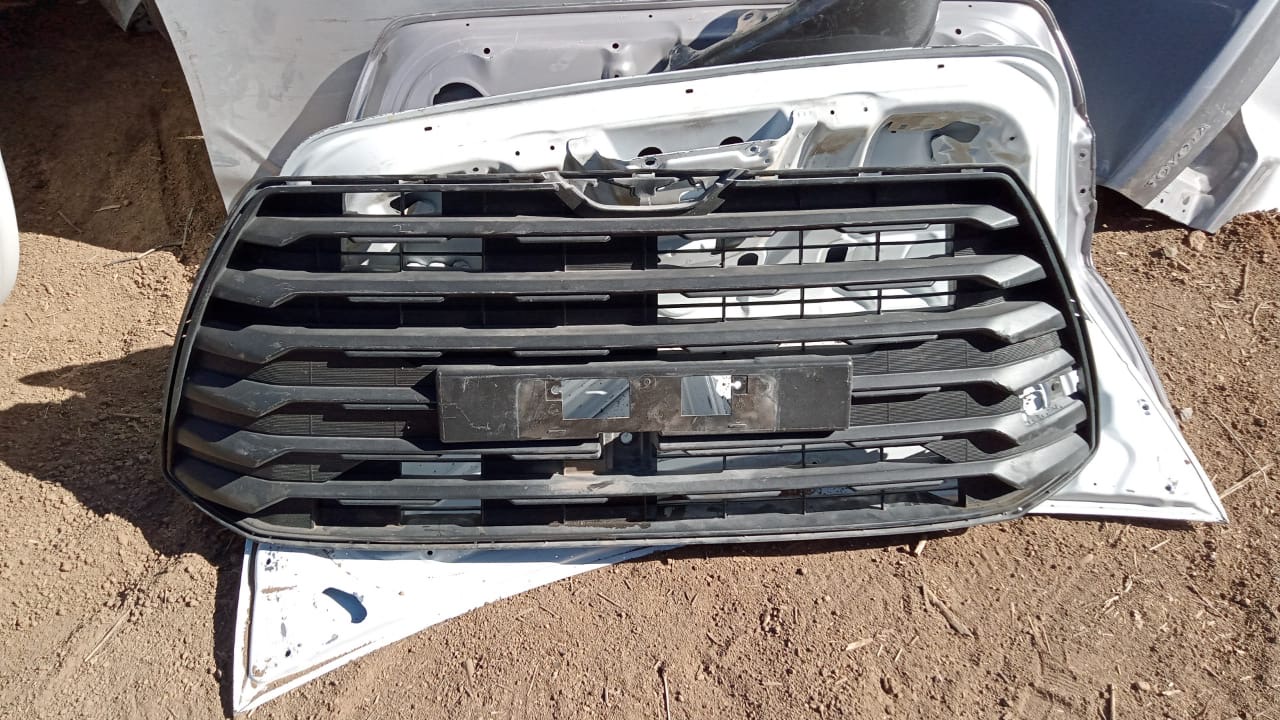 Parrilla central avanza 2022 - Imagen 2