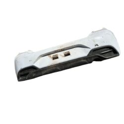 Facia trasera march 2021-2025 leve detalle