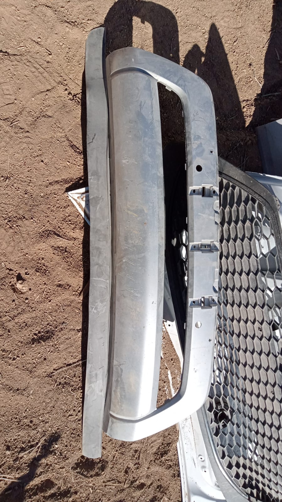 Moldura Facia Delantera Suzuki Ignis 2021-23