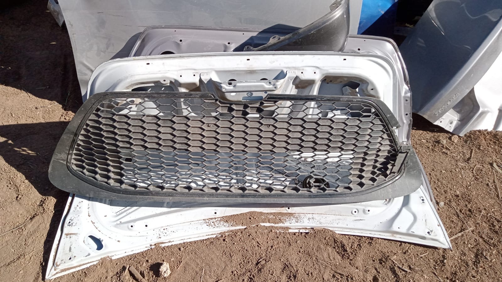 Rejilla central Corolla 20-21 - Imagen 2