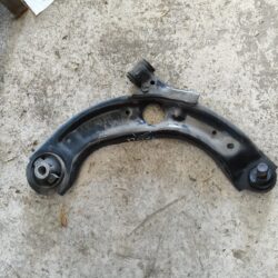 HORQUILLA DERECHA MAZDA CX 3 2016 2021