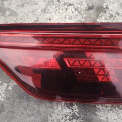 INTERCALAVERA DERECHA LED VW TIGUAN 2018-2021