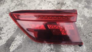INTERCALAVERA DERECHA LED VW TIGUAN 2018-2021