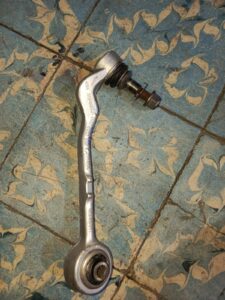 BRAZO DE SUSPENSION DELANTERO IZQUIERDO BMW SERIE 328I E90 2007-2013