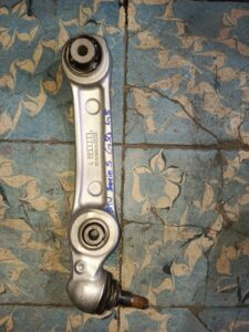 BRAZO DE SUSPENSION DELANTERO IZQUIERDO BMW SERIE 6 Y 7 2015-2022