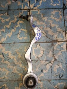 BRAZO DE SUSPENSION DERECHO BMW E60 SERIE 3 2006-2011