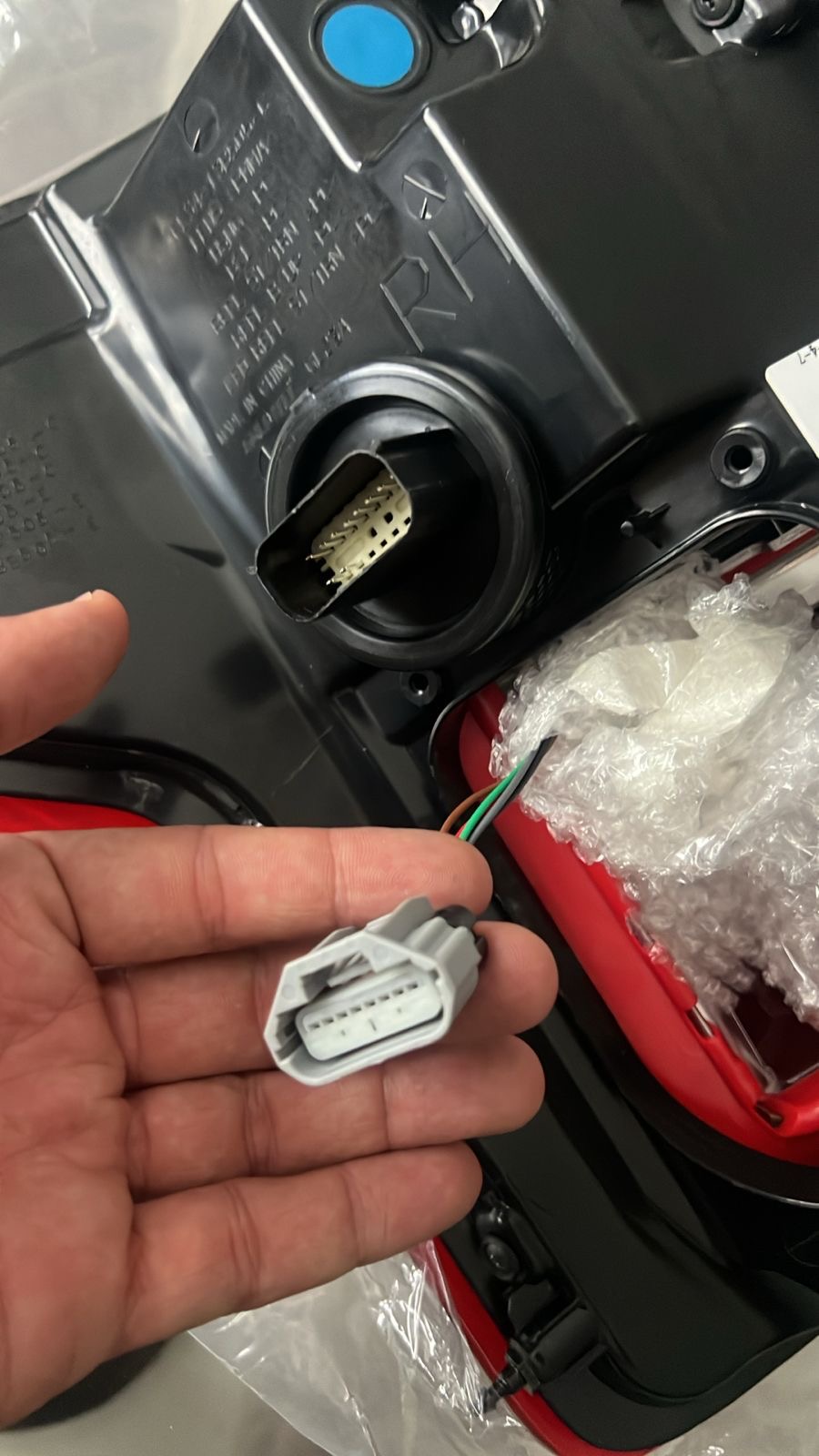 Calavera izquierda lobo Platinum 2017 sin módulo - Imagen 2