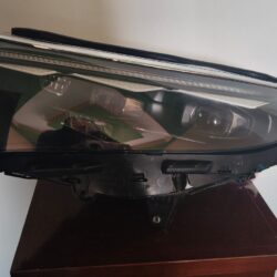 Faro de Mercedez Benz EQS 2025 2026