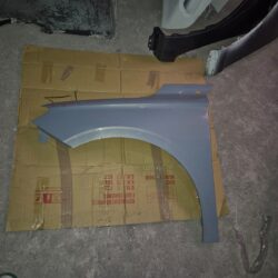 Salpicadera de Geely Emgrand 2024
