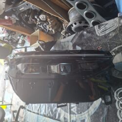 FARO DERECHO VW TIGUAN 2025-2026