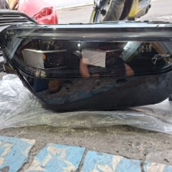 FARO DERECHO IQ.LIGTH TIGUAN 2025-2026