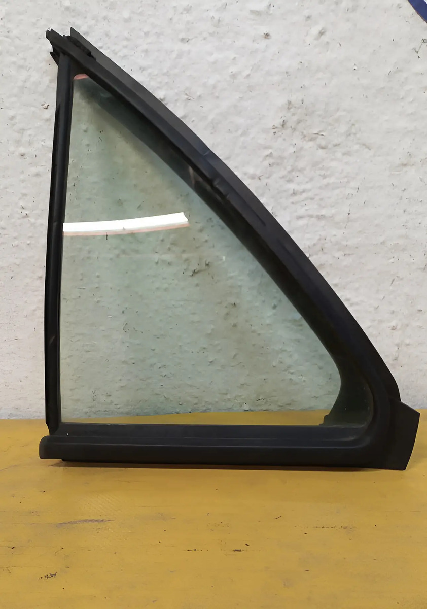 Aleta Cristal Trasera Izquierda Yaris 2007 2016 - Imagen 2