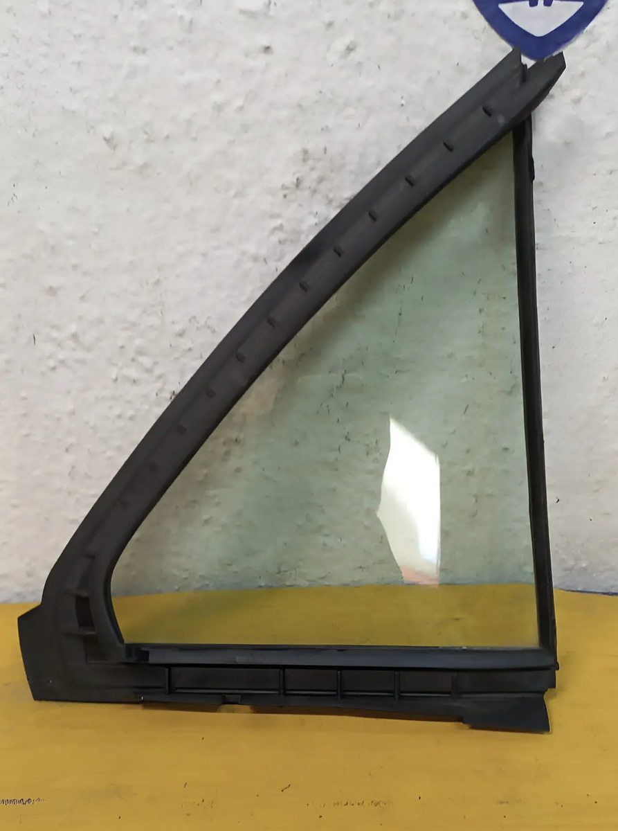 Aleta Cristal Trasera Izquierda Yaris 2007 2016