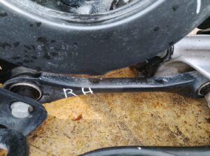 VOLKSWAGEN TIGUAN 022-24 TIRANTE INFERIOR TRASERO DERECHO